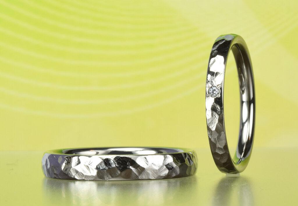 結婚指輪　槌目