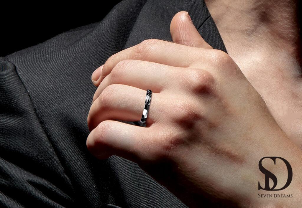 タンタル結婚指輪　手