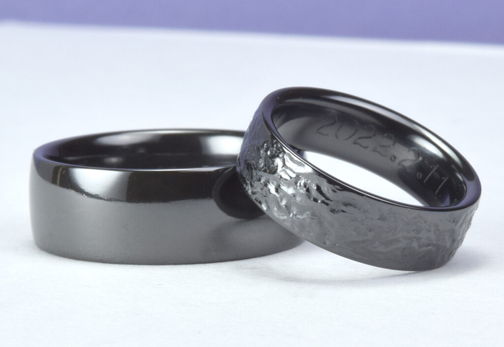 黒い結婚指輪　和紙柄