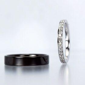 ブラックジルコニウム＆エタニティー結婚指輪
