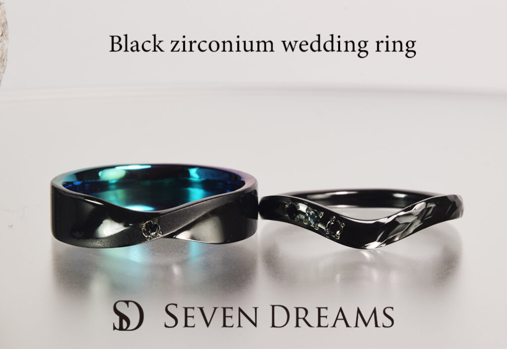結婚指輪　黒い指輪　Zr