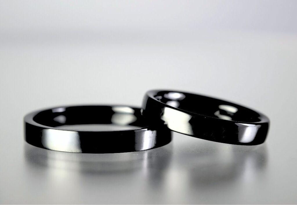 黒い結婚指輪 ブラックジルコニム