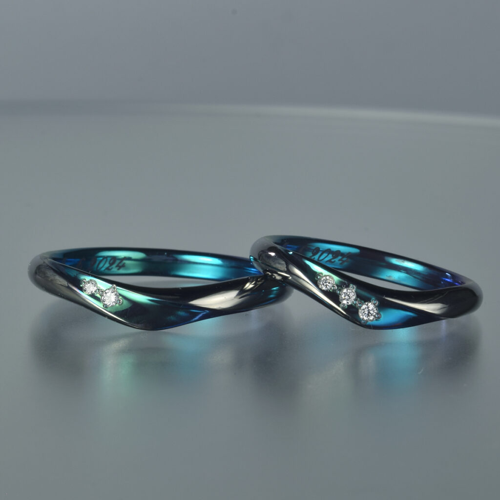 フォレストグリーン ジルコニウム結婚指輪 Vラインデザイン ダイヤモンド入り OR-1843