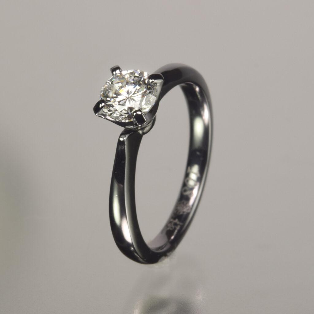 タンタル製4本爪ソリテール婚約指輪 金属アレルギー対応 OR-1936