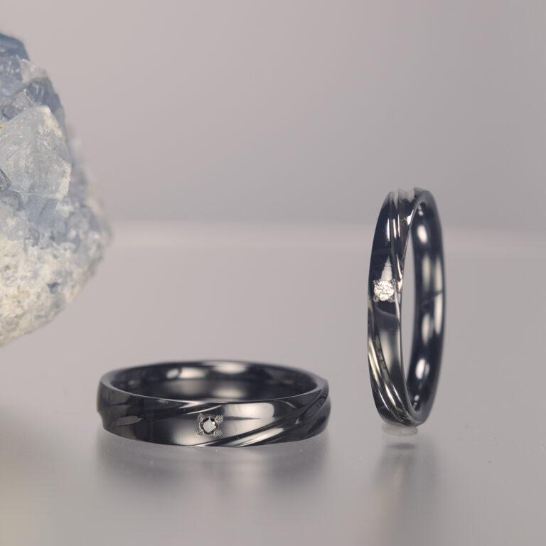ブラックジルコニウム結婚指輪「さざなみ」モデル黒い結婚指輪マリッジリングOR-2008