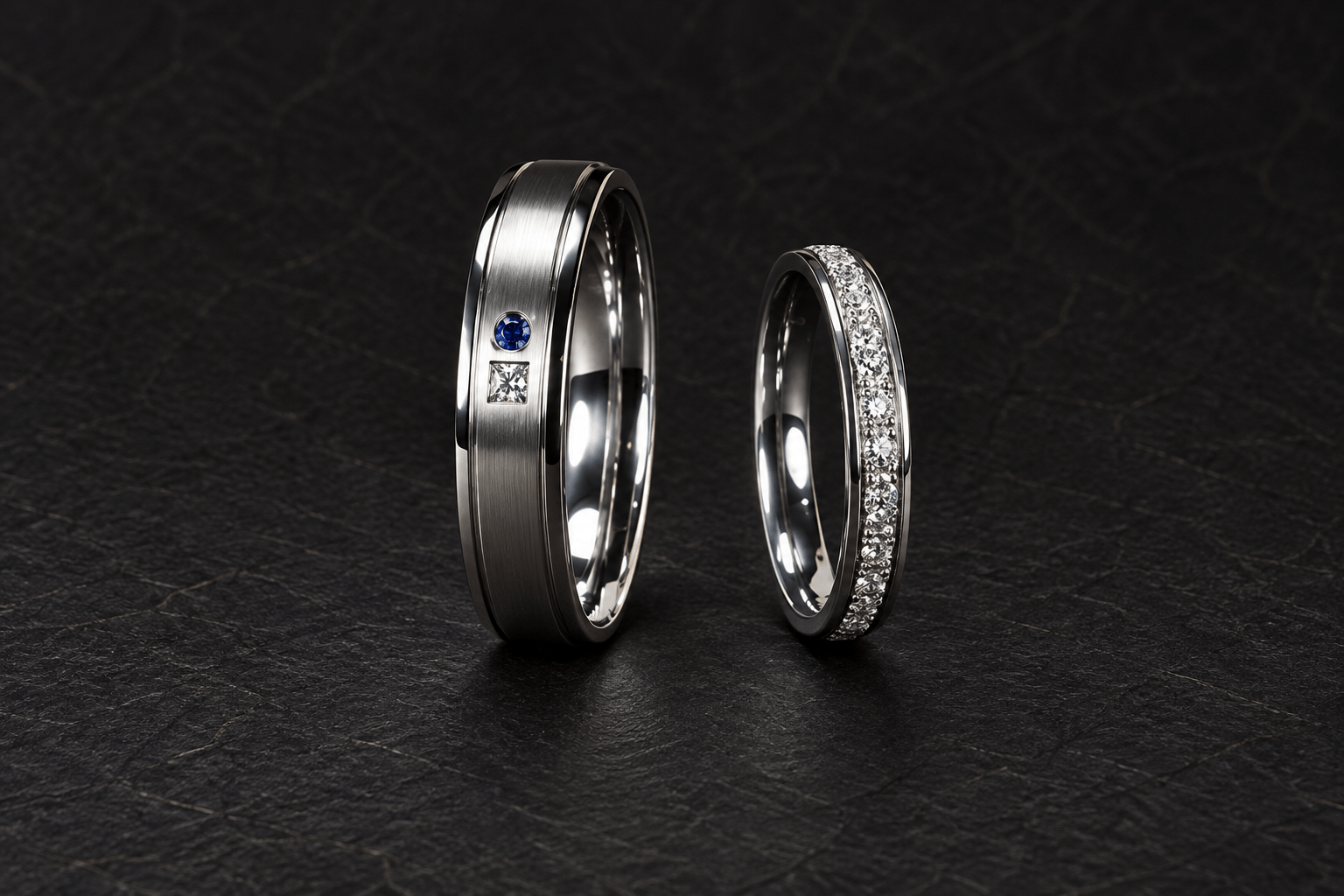 ジルコニウム(メンズ・レディース)で制作した結婚指輪の完成画像(黒背景)