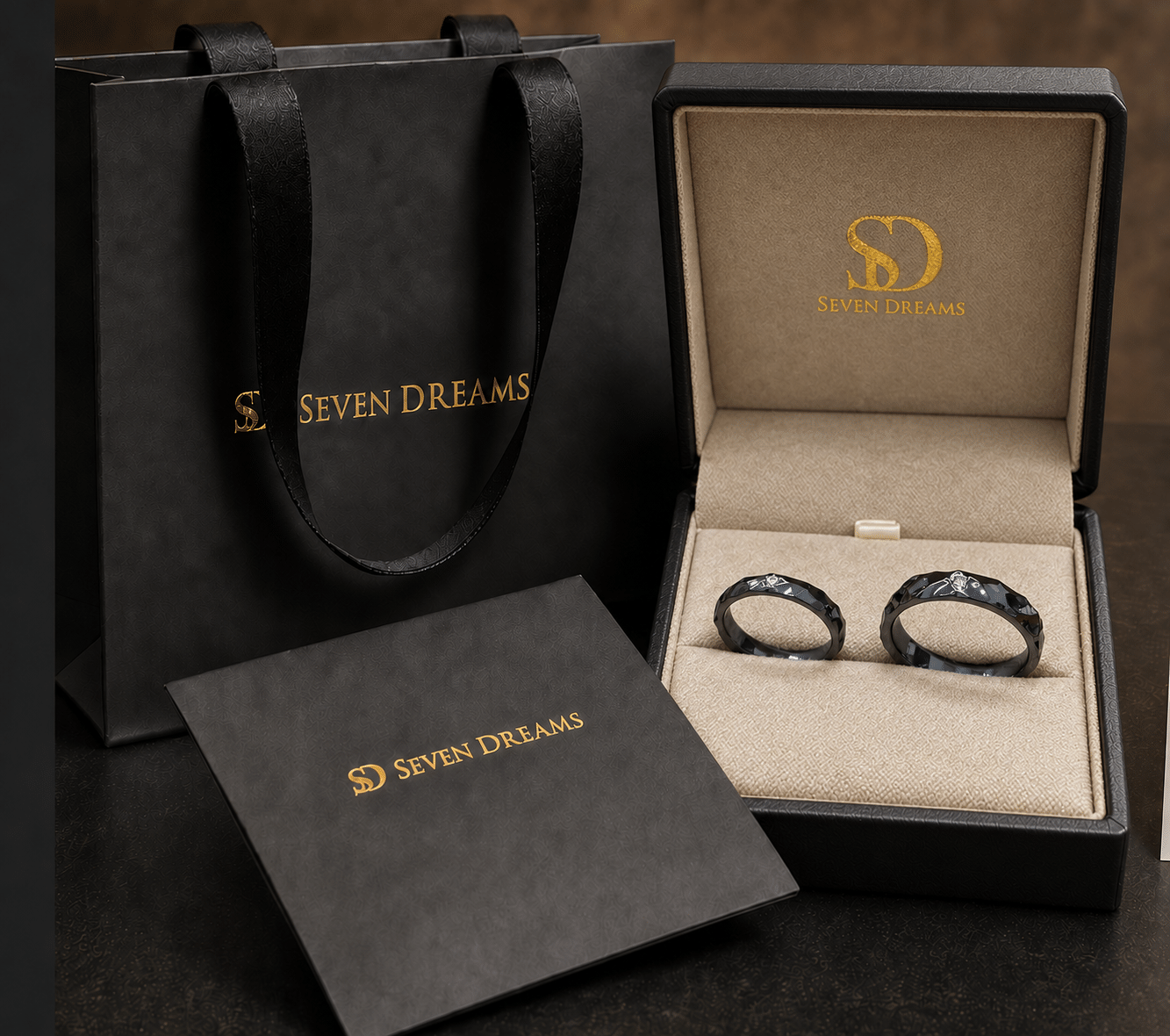 SEVEN DREAMSのケースと黒い袋に入れてご納品